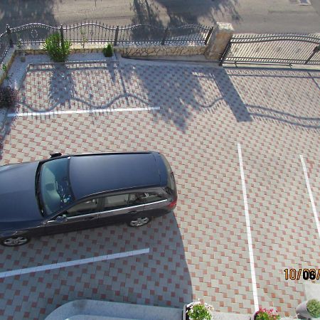 Apartment Delic Цриквеница Экстерьер фото